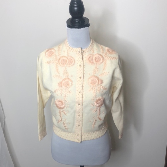 Charles & co white and orange floral pearl button up sweater size small - Picture 1 of 11